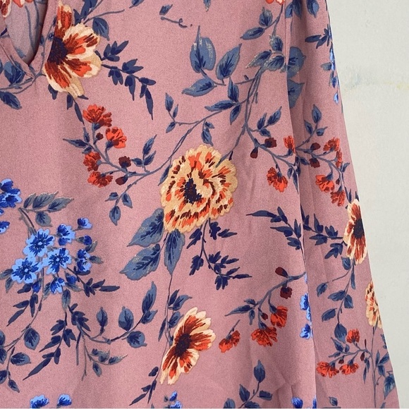 Iris Women’s Floral Long Sleeve Bell Sleeve Blouse Size Medium - Picture 14 of 16